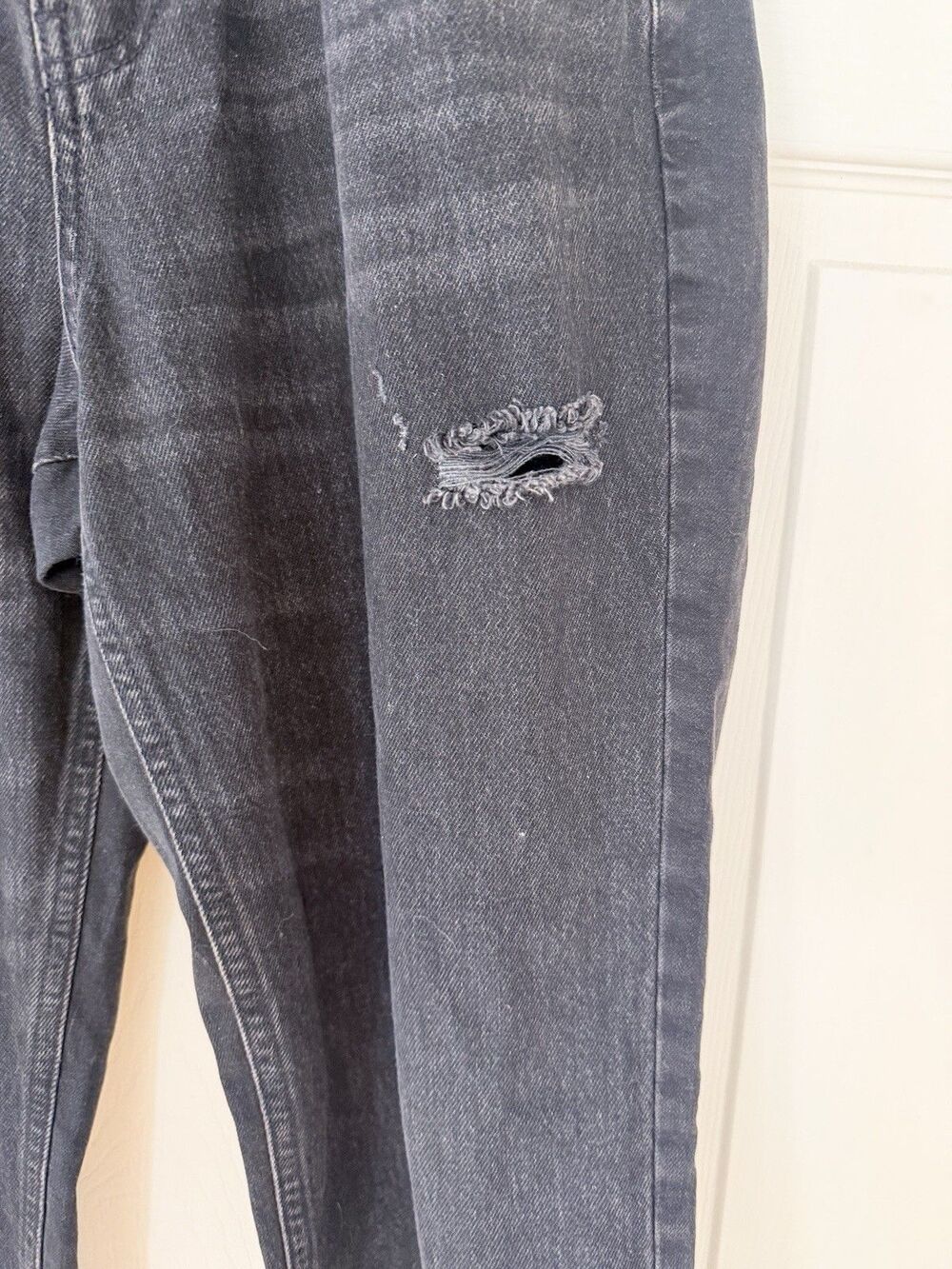 Wild Fable High Rise Easy Rigid Straight Jeans Womens Sz 10 Black Raw Hem New - Picture 2 of 13